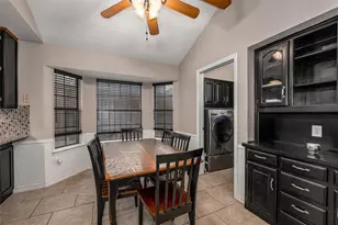 2506 Springdale Dr, Carrollton, TX 75006 - Photo 10