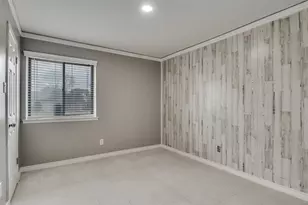 2010 Vail Dr, Garland, TX 75044 - Photo 6