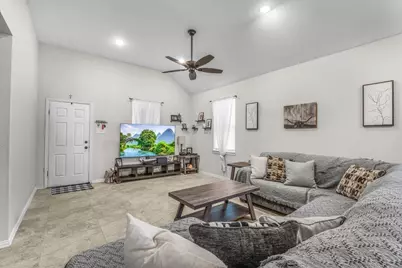 5630 Mesa Loop, Granbury, TX 76048 - Photo 8