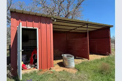 986 County Road 1785, Sunset, TX 76270 - Photo 18