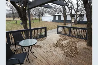 986 County Road 1785, Sunset, TX 76270 - Photo 14