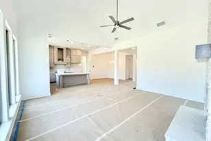 352 Alina Dr, Burleson, TX 76028 - Photo 12