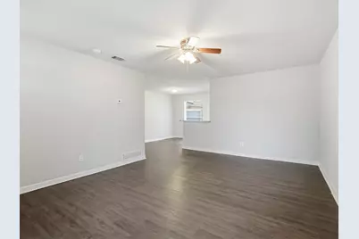 2429 Avis Street, Mesquite, TX 75149 - Photo 8