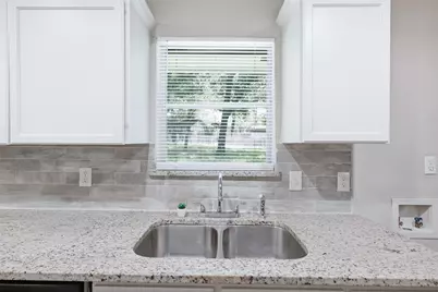 2429 Avis Street, Mesquite, TX 75149 - Photo 14