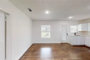 1425 W Walnut St, Garland, TX 75042 - Photo 8