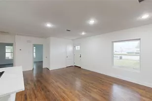 1425 W Walnut St, Garland, TX 75042 - Photo 6