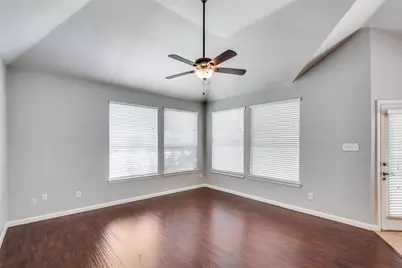 3117 Irvine Drive, Carrollton, TX 75007 - Photo 20