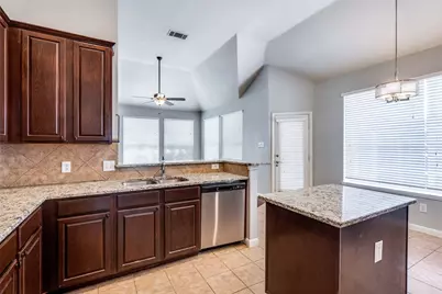 3117 Irvine Drive, Carrollton, TX 75007 - Photo 10