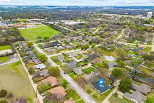 422 Brookview Dr, DeSoto, TX 75115 - Photo 4