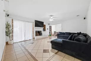 422 Brookview Dr, DeSoto, TX 75115 - Photo 8