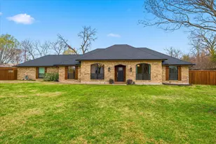 3705 Castle Dr, Rowlett, TX 75089 - Photo 2