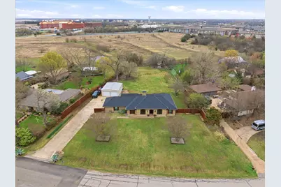 3705 Castle Drive, Rowlett, TX 75089 - Photo 2