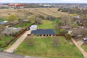 3705 Castle Dr, Rowlett, TX 75089 - Photo 2