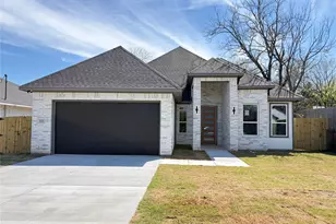 3322 Springview Ave, Dallas, TX 75216 - Photo 1