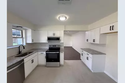 4348 Selkirk Drive W, Fort Worth, TX 76109 - Photo 14