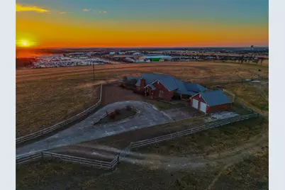 1041 Clarence Road, Temple, TX 76501 - Photo 2