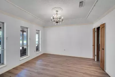 1105 Greenbriar Lane, Arlington, TX 76013 - Photo 4