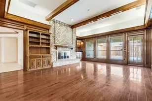 10009 Chimney Hill Ln, Dallas, TX 75243 - Photo 8