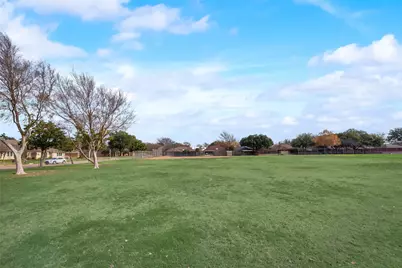 10009 Chimney Hill Lane, Dallas, TX 75243 - Photo 26