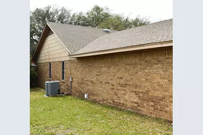 1012 Meridith Drive, Terrell, TX 75160 - Photo 4