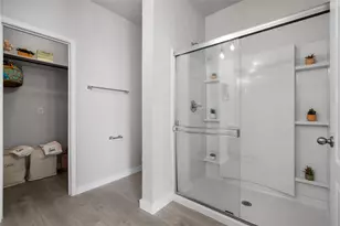 1110 Greywood Dr, Van Alstyne, TX 75495 - Photo 18