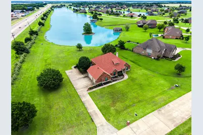 101 Island Way, Princeton, TX 75407 - Photo 22