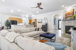 6908 Winthorp Dr, Arlington, TX 76001 - Photo 8