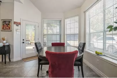 6908 Winthorp Drive, Arlington, TX 76001 - Photo 14