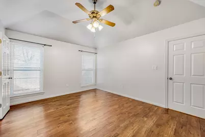 106 S 3rd Avenue, Mansfield, TX 76063 - Photo 14