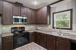 136 SE County Rd 3048, Corsicana, TX 75109 - Photo 10