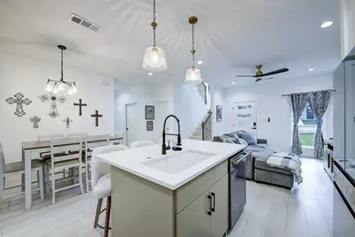 5807 Black Pine Circle, Granbury, TX 76048 - Photo 10