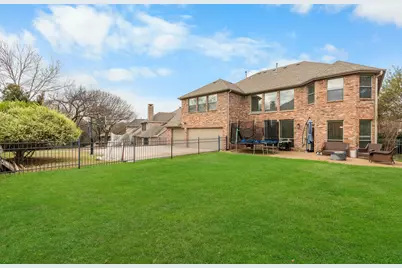 216 Orchard Park Court, McKinney, TX 75071 - Photo 4
