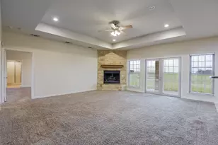 1066 W Rd, Waxahachie, TX 75165 - Photo 8