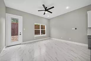 2366 Usman Dr, Irving, TX 75062 - Photo 6