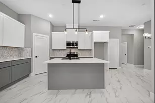 2366 Usman Dr, Irving, TX 75062 - Photo 10