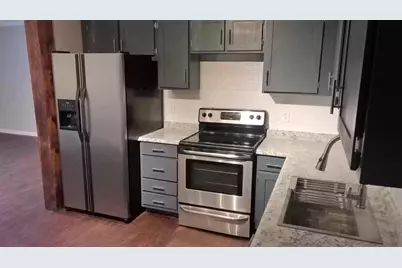 1124 N Center Street, Arlington, TX 76011 - Photo 2