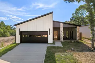 1159 Riverwood Rd, Dallas, TX 75217 - Photo 1