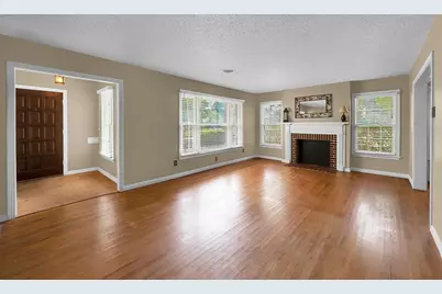 3917 Morrow Avenue, Waco, TX 76710 - Photo 6