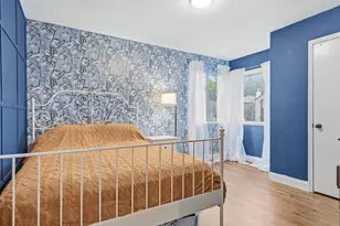 227 Valley Spring Dr, Arlington, TX 76018 - Photo 10