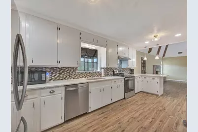 1013 Dewitt Hinson Road, No City, TX 75969 - Photo 12