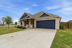 972 Sam St, Springtown, TX 76082 - Photo 30