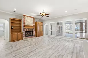 1605 Mistletoe Dr, Flower Mound, TX 75022 - Photo 14