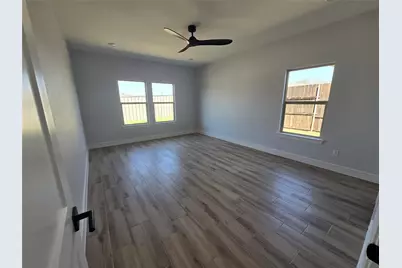 2505 Oakwood Terrace, Haltom City, TX 76117 - Photo 10