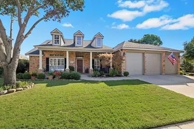 2012 Hayden Lane, Corinth, TX 76210 - Photo 2