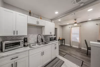 4506 Roberts Avenue, Dallas, TX 75215 - Photo 4