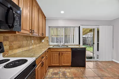 1805 Spanish Trail, Plano, TX 75023 - Photo 10