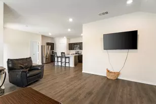 11401 Headwater Ct, Providence Village, TX 76227 - Photo 10