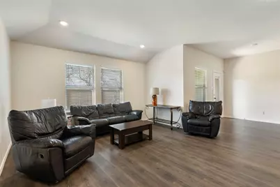 11401 Headwater Court, Providence Village, TX 76227 - Photo 8