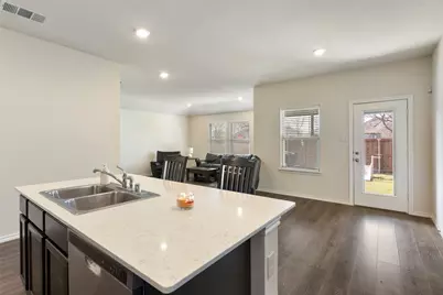 11401 Headwater Court, Providence Village, TX 76227 - Photo 6