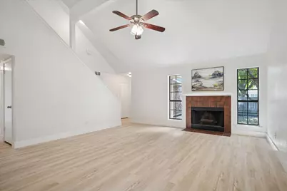 1020 W Hills Terrace, Saginaw, TX 76179 - Photo 6